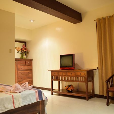 Tribal Hills Mountain Resort Пуерто-Галера Номер фото